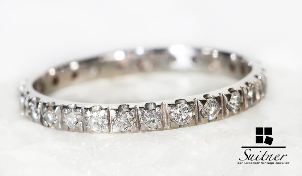 Memory Memoire Ring aus 585 Weißgold voll mit 28 Brillant