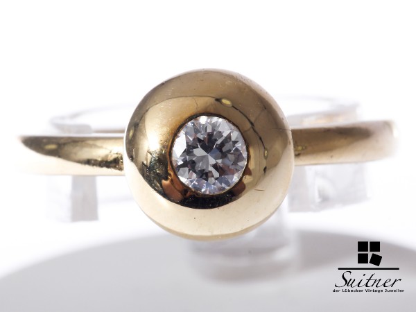 moderner Brillant Ring aus Gold - Weißgold VSI - Kugel Rund Design Solitär