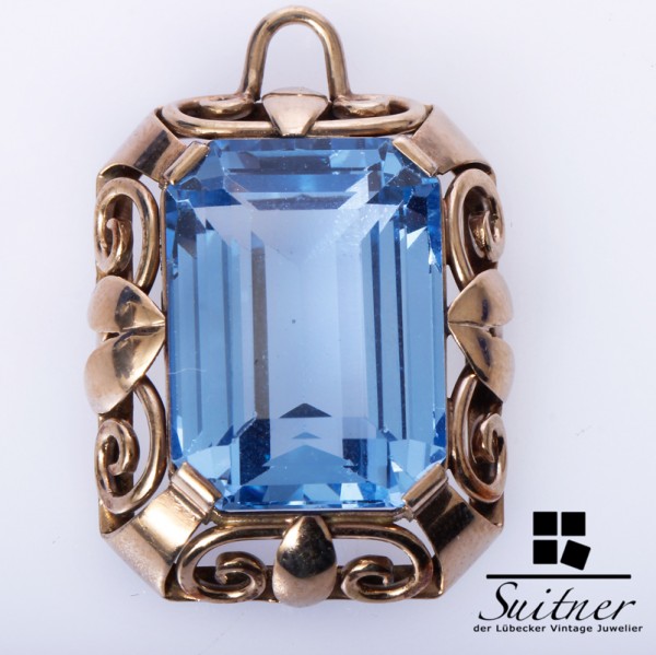 Blauer Spinell Anhänger aus Gold florale Einfassung in Jugendstil Optik