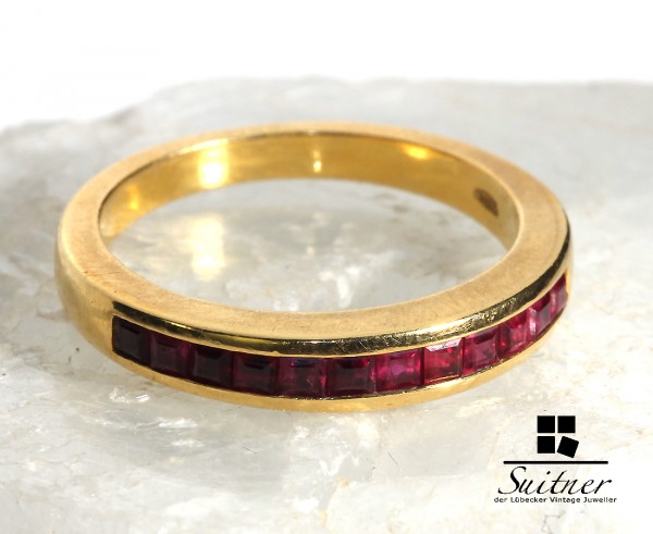 Memorie Ring mit Rubinen