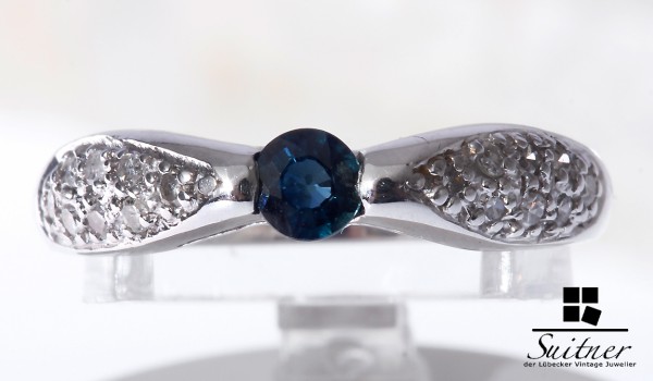 feiner Ring aus 585 Weißgold mit Brillanten Saphir zeitlos Klassiker Gr. 54