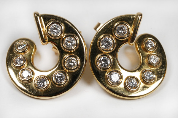 Unikat 1,92ct Brillant Ohrstecker 750 Gold rundes Design Handarbeit