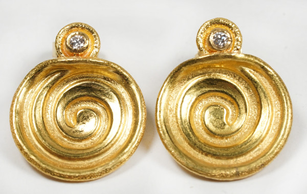 Unikat Ohrstecker mit Brillanten aus 750 Gold rundes Schnecken Design