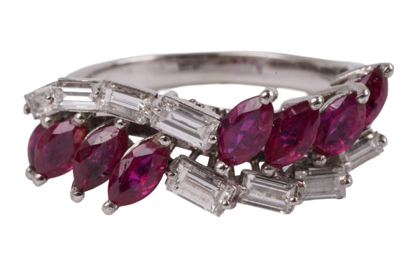 prächtiger 1,44ct. Vintage Rubin Diamant Ring 750 Weißgold Gr. 49 Burma Baguette