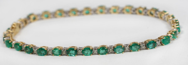 wertvolles 5,89ct. Smaragd Tennisarmband mit Brillanten aus 750 Gold Emerald