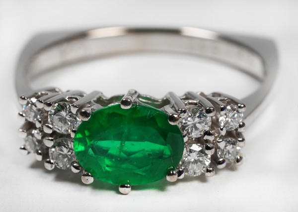 Vintage 1,44ct. Smaragd und Brillant Ring aus 585 Weißgold Gr. 54