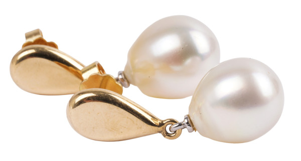 moderne Perlen Ohrhänger aus 750 Gold mit Tropfen Zuchtperle