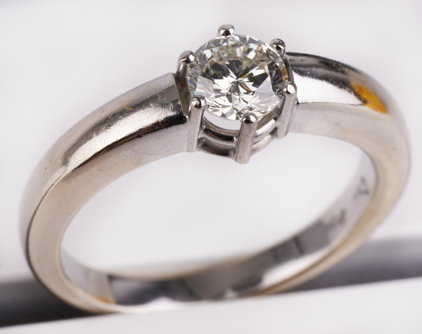 wunderbarer 0,54ct Solitär Ring 750 Weißgold Brillant Gr. 53 Wesselton