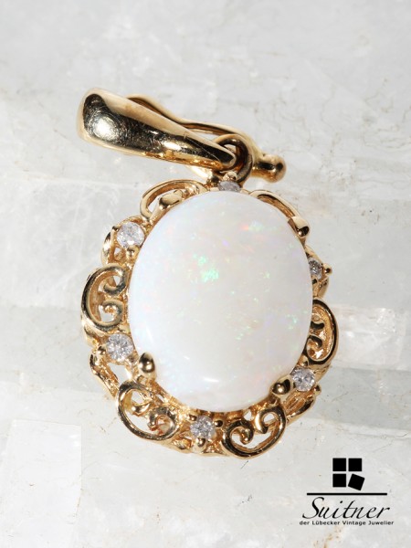 Anhänger aus 585 Gold mit Opal und Brillanten