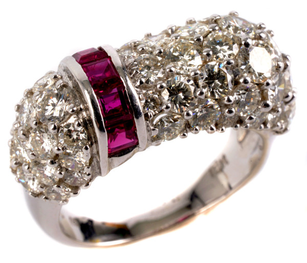 Art Deco 5,60ct. Brillant Bandring mit Rubinen 750 Weißgold Taubenblut Burma