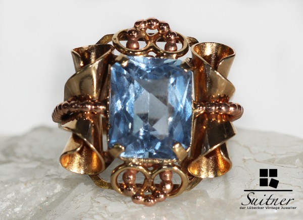 Ring Rosé- und Gelbgold Aquamarin-farbener Spinell wundervolle Handarbeit