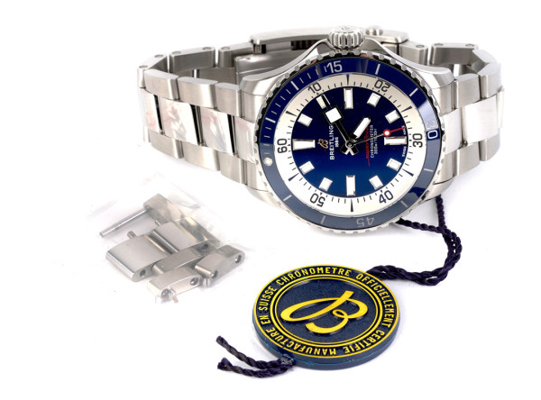 Breitling Superocean 42 Automatic FullSet A17375 Blue / White Dial