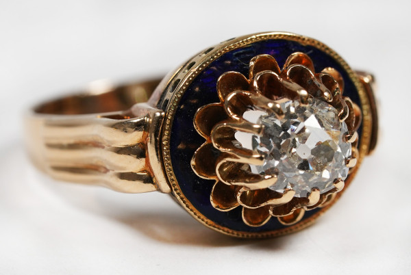 Antiker 1,30ct. Diamant Ring aus 585 Gold mit blauer Emaille und Altschliff Unikat VSI