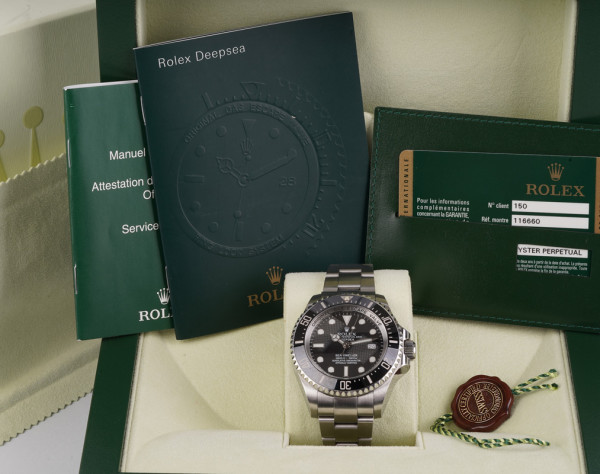 Rolex Sea Dweller DeepSea 44mm Ref. 116660 FullSet aus 2013 Black Dial