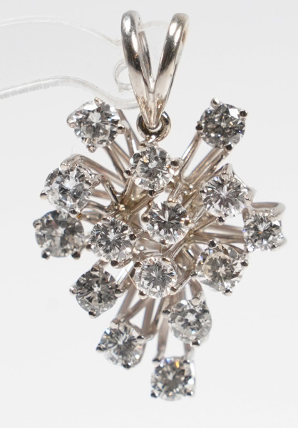 Unikat 1,50ct Brillant Anhänger aus 750 Weißgold extravagante Brillanz