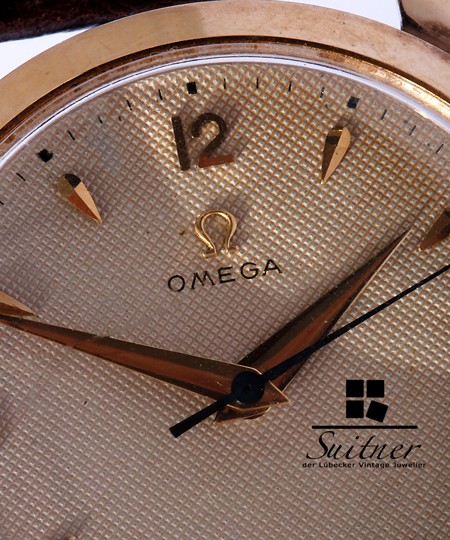 Vintage Omega 750 Gold Honey Comb Dial Kal. 283 Ultra selten