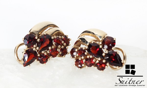 Ohrstecker / Clip mit Granat aus Gold Böhmen Bohemia Rubin Rot