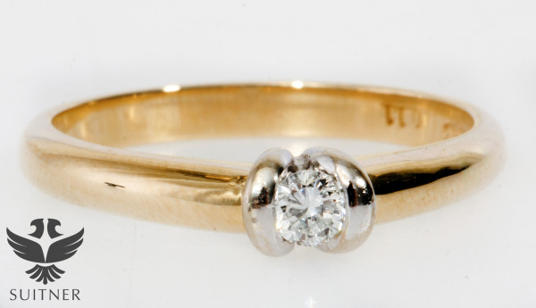 moderner Solitär Ring mit 0,11ct Brillant 585 Gold Verlobungsring