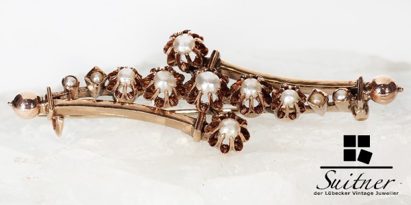 Art Deco Brosche Rotgold mit 11 Saatperlen aus Gold prachtvoll