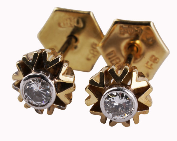 moderne Design Ohrstecker Solitär 0,15ct Rund V Schnitt aus 585 Gold