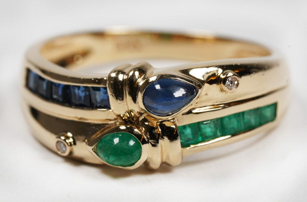 moderner Saphir Smaragd Ring Brillanten Cross Over 585 Gold Gr. 55