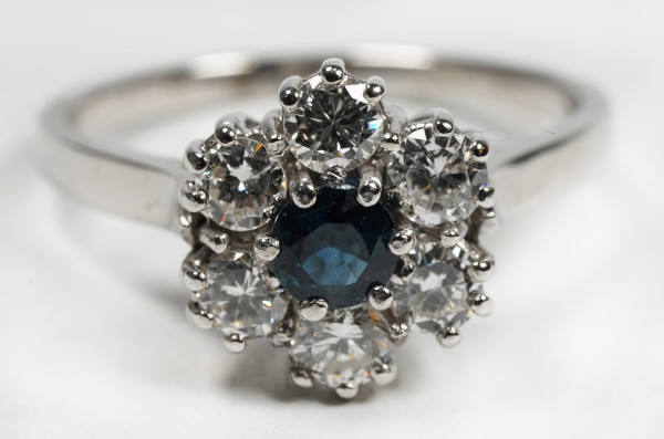 Vintage Juwelen Ring mit 1,73ct Saphir Brillanten Ring aus 585 Weißgold Gr. 62