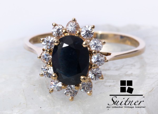 Saphir Ring mit Brillant geschliffenen Zirkonia Besatz aus 585 Gold Gr. 58