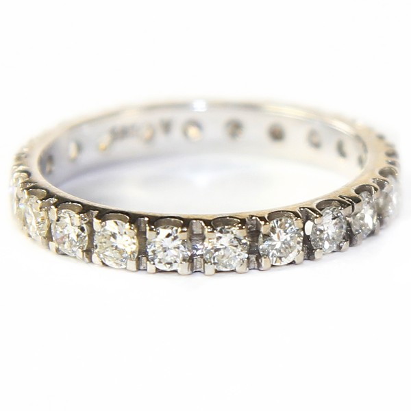 Memorie Ring mit Brillanten - Luxus pur