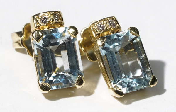 Aquamarin Ohrstecker mit Brillanten aus 585 Gold Emerald Cut
